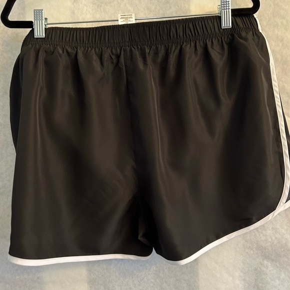 Members Mark ladies active running shorts w/built in liner NWT Sz-XL Q19 - Picture 3 of 11